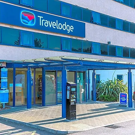 Travelodge London City Airport-3